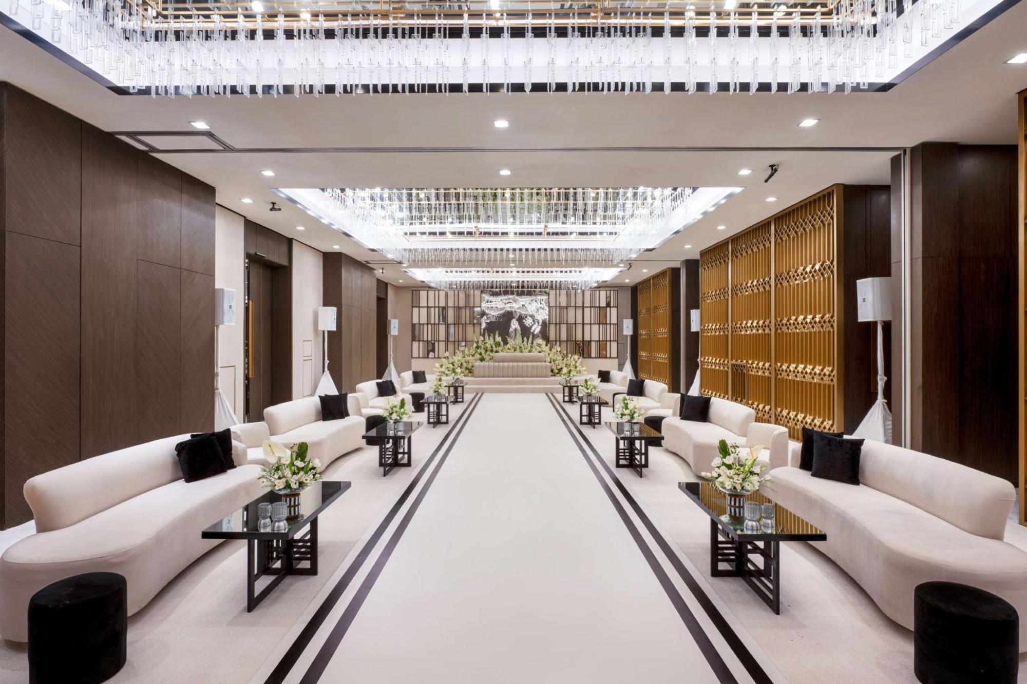 Waldorf Astoria Kuwait Hotel Kuvait Kültér fotó The interior of the club