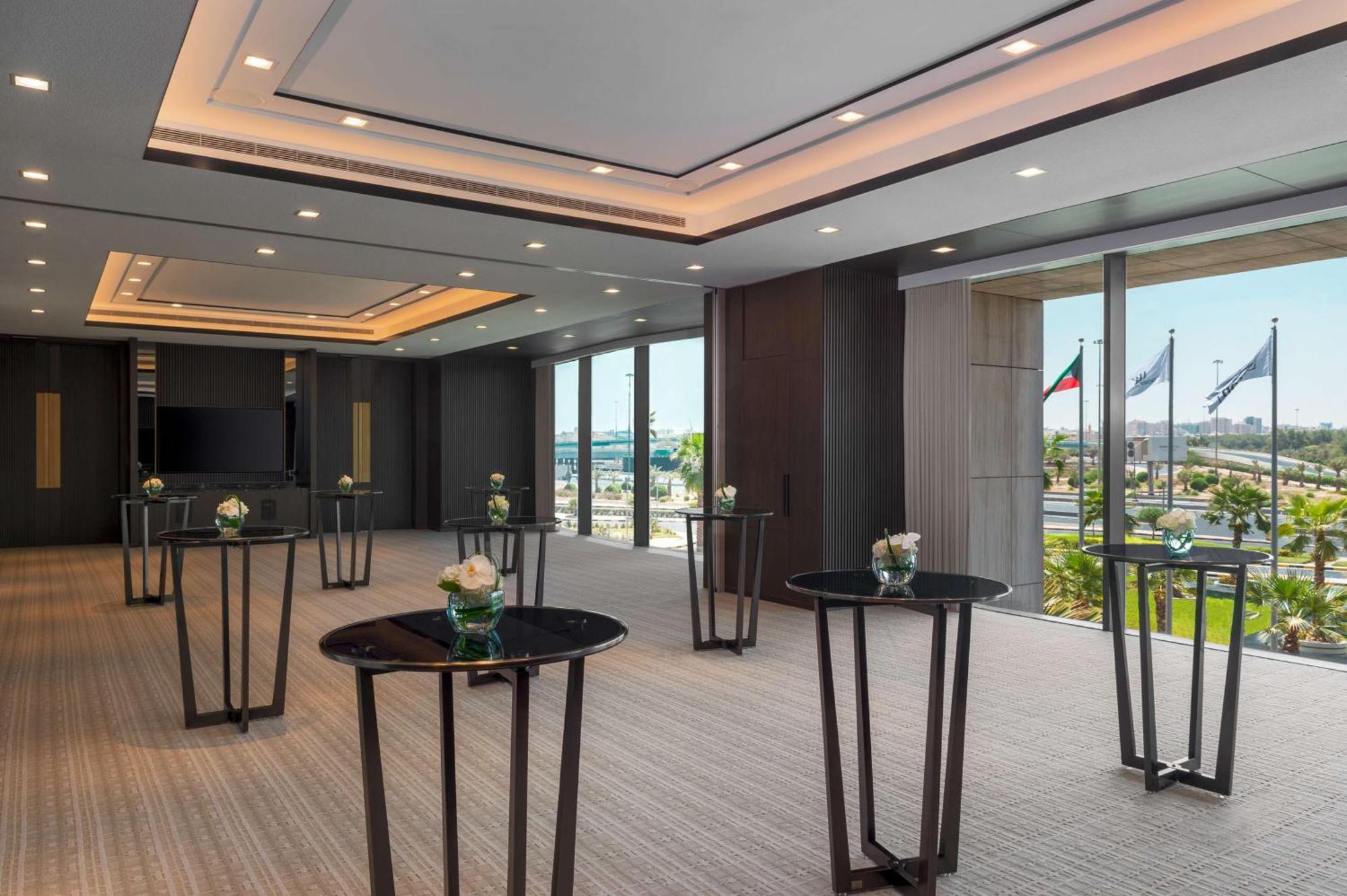 Waldorf Astoria Kuwait Hotel Kuvait Kültér fotó The Westin Manama