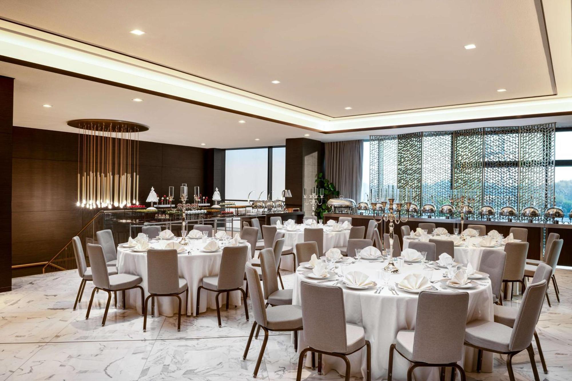 Waldorf Astoria Kuwait Hotel Kuvait Kültér fotó The ballroom