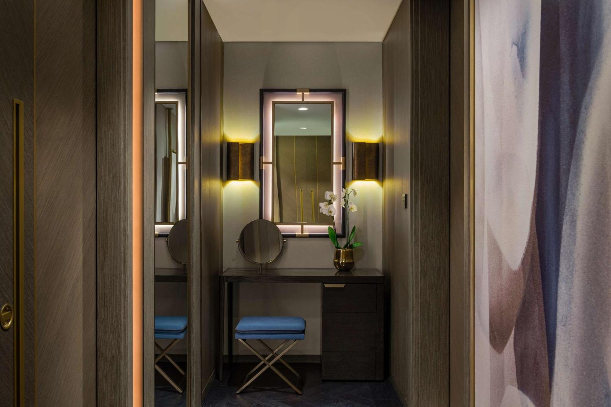 Waldorf Astoria Kuwait Hotel Kuvait Kültér fotó The dressing room